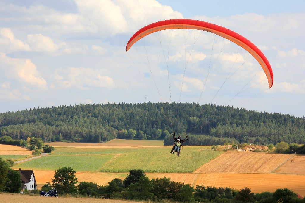 Praglider über Hohenmirsberg